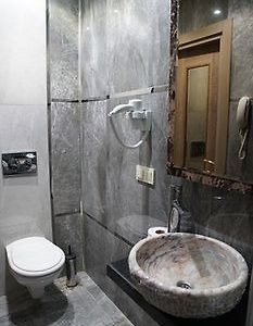 Holiday Business Otel